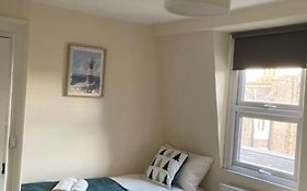 Lovely Private Rooms In Camden, Central London